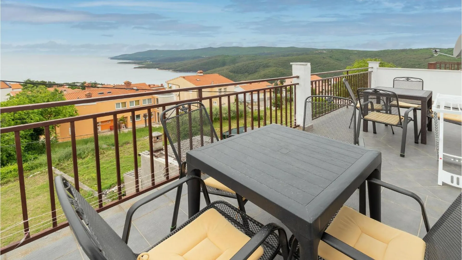 Cozy Home In Rabac With House Sea View